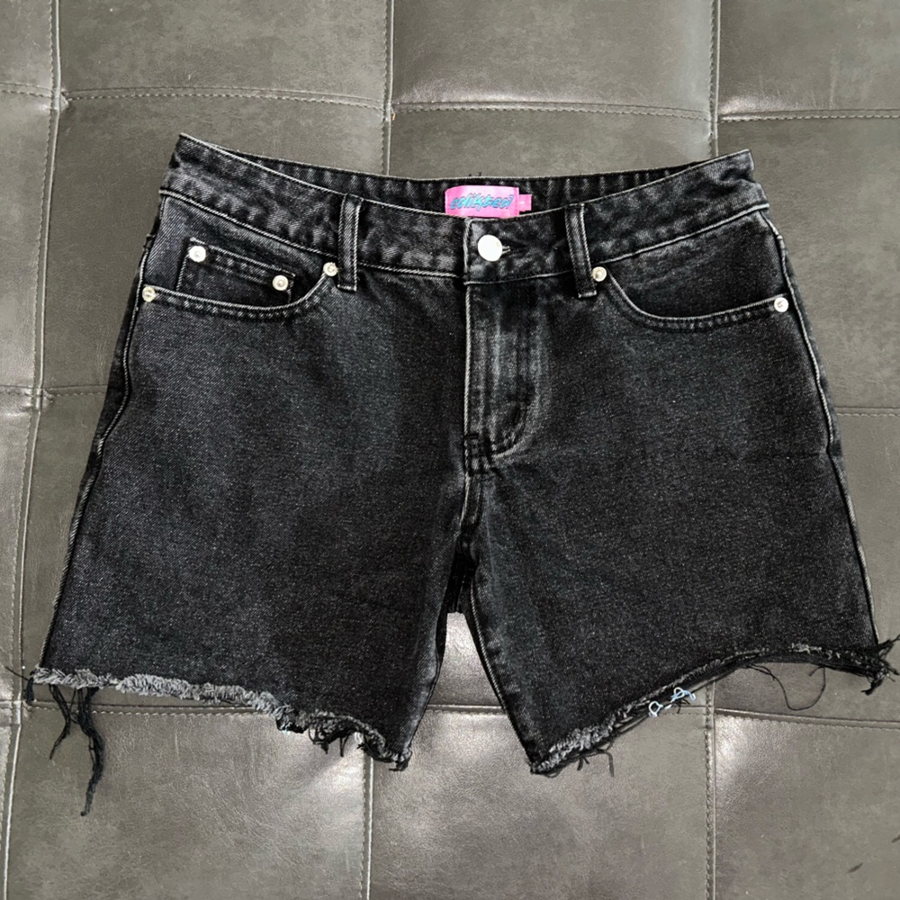 Edikted Black Jean Shorts Distressed Raw-Edge